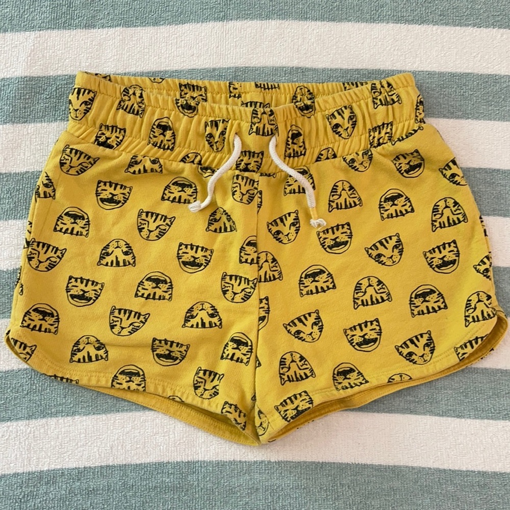Cat & Jack Tiger 🐯 shorts
